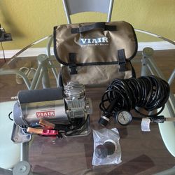 VIAIR 400p Portable Compressor w/ Xtra Air Filters