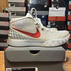 Nike Kyrie 1 Opening Night Sz. 10