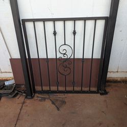 New Gate Powder Coated  $300