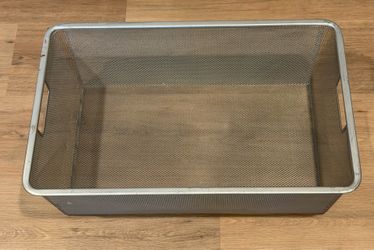 Metal wire mesh storage basket organizer