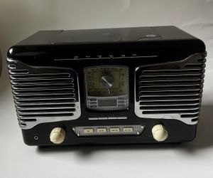 VINTAGE TEAC STEREO AM/FM RADIO & CD PLAYER