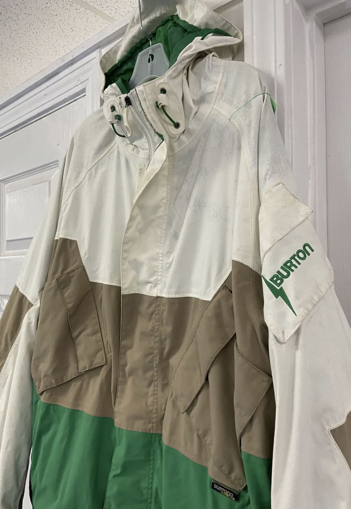 Burton Snowboard Jacket Green Khaki Quattro Full Zip Shell Skiing Mens XL