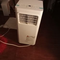 Haier 9000 BTU 3 In 1 Portable Air Conditioner-$90 obo