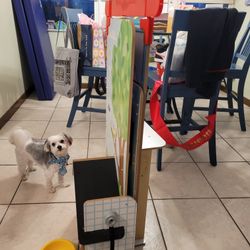 KidKraft Foldable Vet Clinic