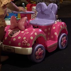 Minnie Mouse Car