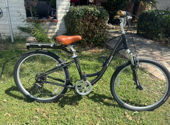 Specialized hybrid 21 speed in excellent shape
