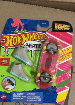 Hot Wheels skate back to the future