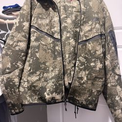 Nike Camo Tech Medium