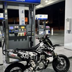Suzuki Drz400