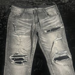 Amiri jeans size 38