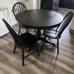 Dinning Table 