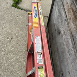 Werner 6’ Podium Ladder