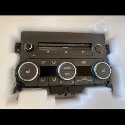 Range Rover Evoque Ac Control And DVD Control Unit 