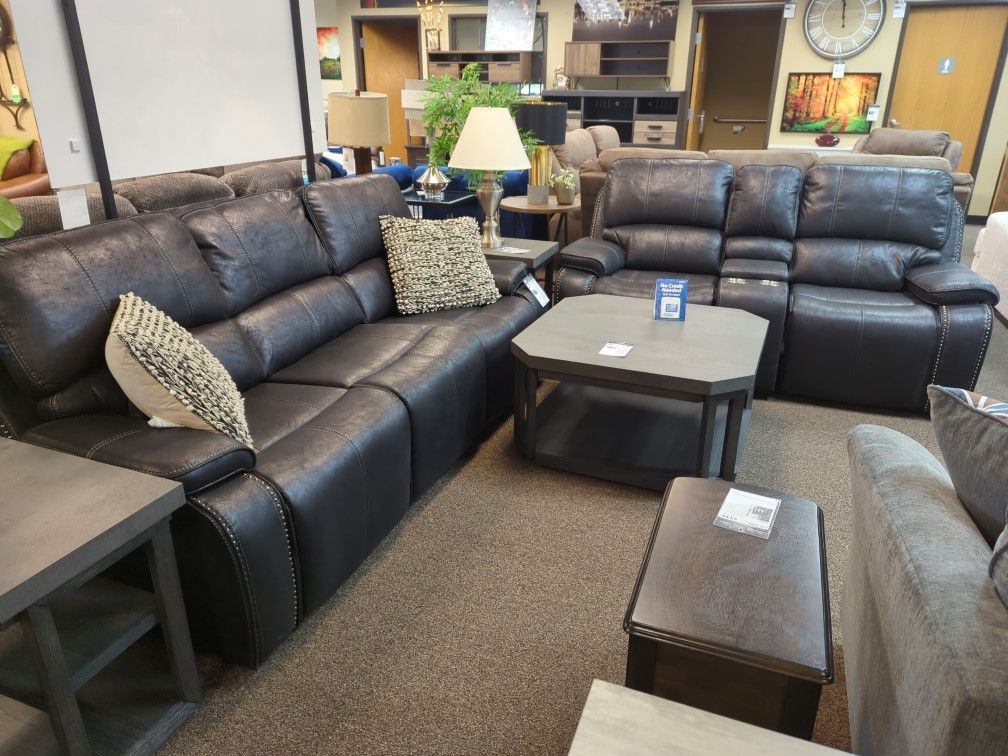 Brand New Black Reclining Sofa And Loveseat Set Power