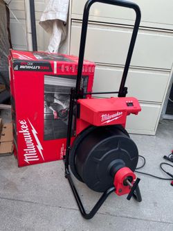 Milwaukee M18 18V Lithium-Ion 3/8 in. x 75 ft. Cable Cordless Drain Cleaning Drum Machine Kit