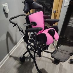 Infant Seater R82 