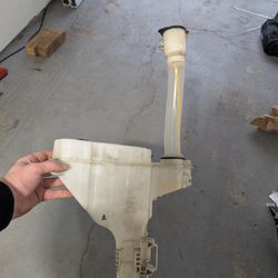 5th Gen 4runner Windshield Washer Bottle