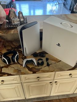 Ps5 disc model in box Bundle