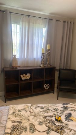 Modern Shelf and chair dark wood silla cube shelf