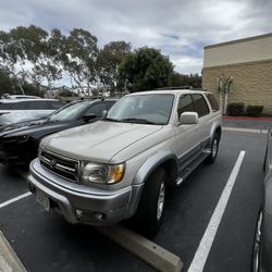 Toyota 4 Runner Limited Edition 