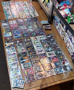 Large NFL Football Trading Card Lot