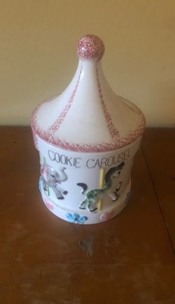 Carousel cookie jar