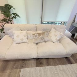 Moving Sale – Couch, Decor, Shoes, Lights, Storage & More (Good Prices!)”
