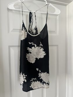 Women’s Tanks (Size S)
