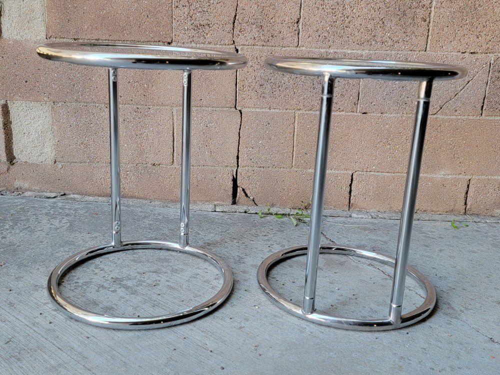 Pair of Mid Century Style Chrome Side Tables for Sale in Los Angeles, CA -  OfferUp