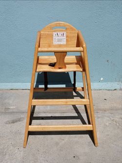 Hardwood Wood Chair For Toddlers