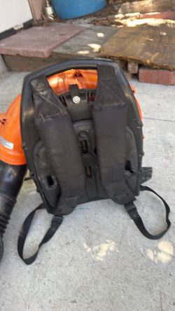 Echo back back blower and excellent conditions