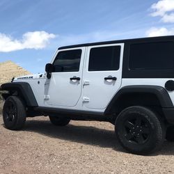 Stock Front/Back Bumper And Fenders Jeep Wrangler 