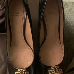 Tory Burch Wedes Heel Size 8