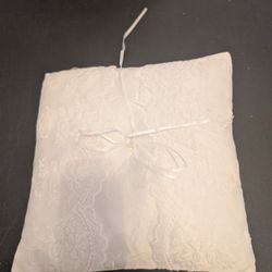 Free Ring Bearer Pillow