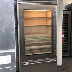 Sub Zero 36”Wide Built In Bottom Freezer Refrigerator With Glass View