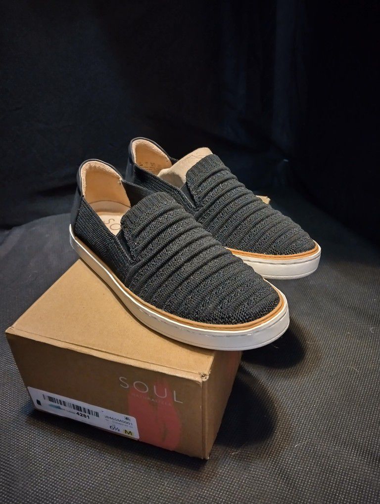 Size 6 And 1/2 Black Canvas Slip-on Sneakers