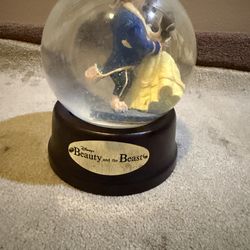 Bell and beast music globe