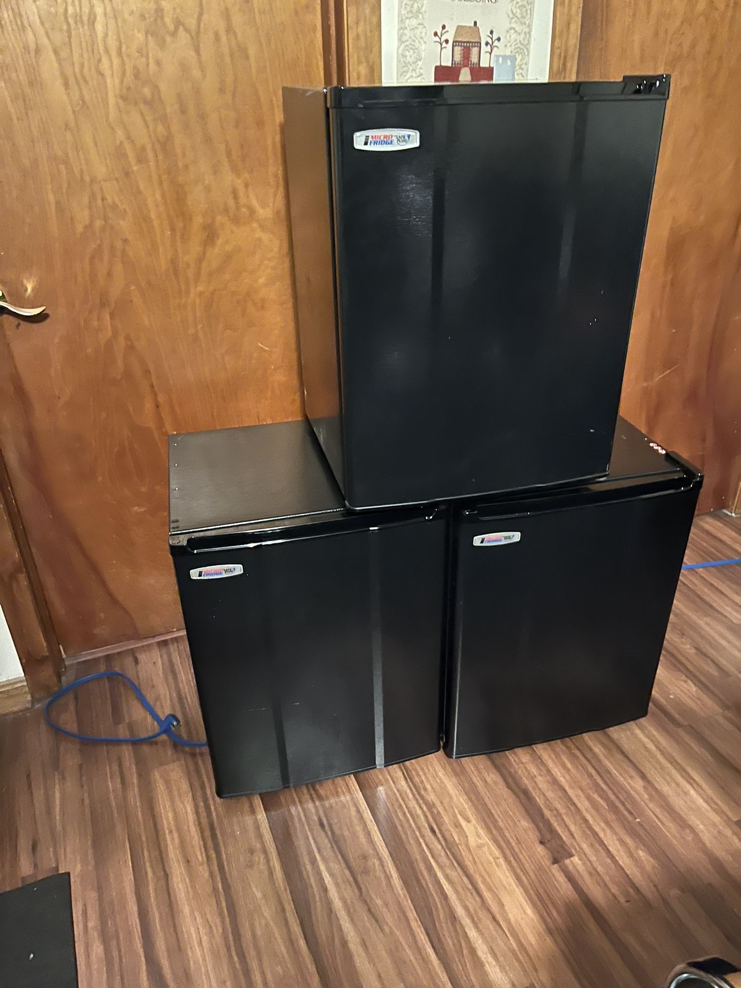 Micro Fridge 2.3 Cu Mini Fridge