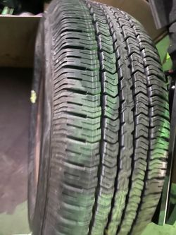 Used Car Tire with Good Tread