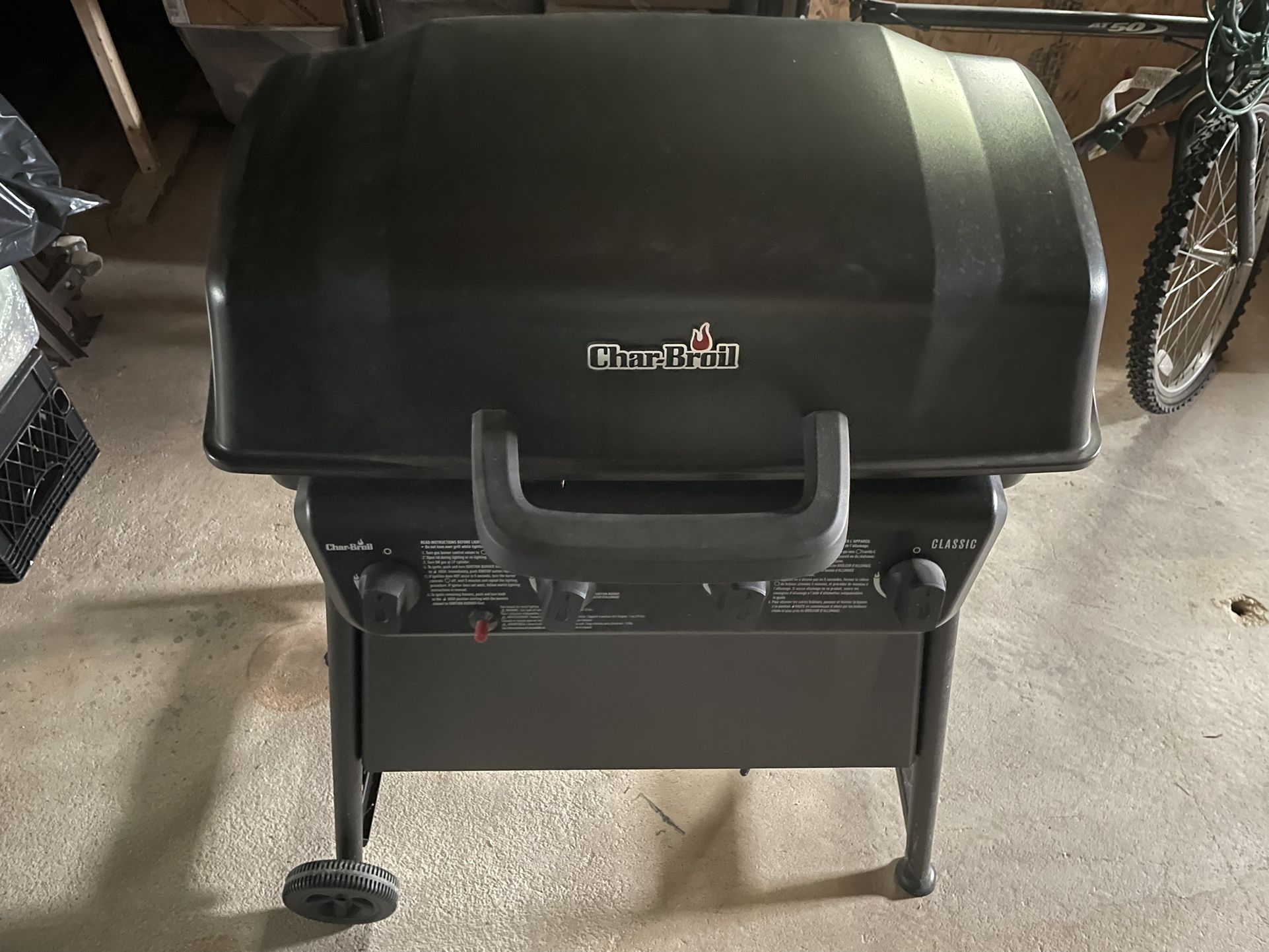 Char-Broil Classic 4 Burner Gas Grill