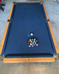 Buckhorn 8ft Slate Pool Table