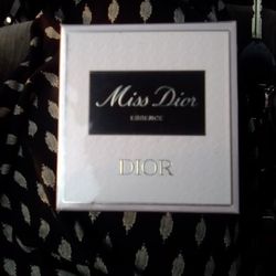 Miss Dior Essence (50 Ml)