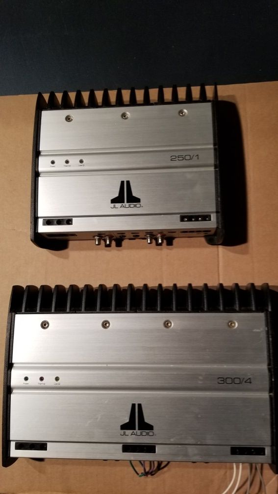 JL AUDIO AMPS