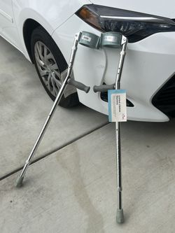 Arm Crutches 