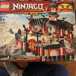 Lego Ninjago: Monsters Of Spinous