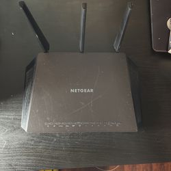NETGEAR Nighthawk Smart Wi-Fi Router (R6900P)