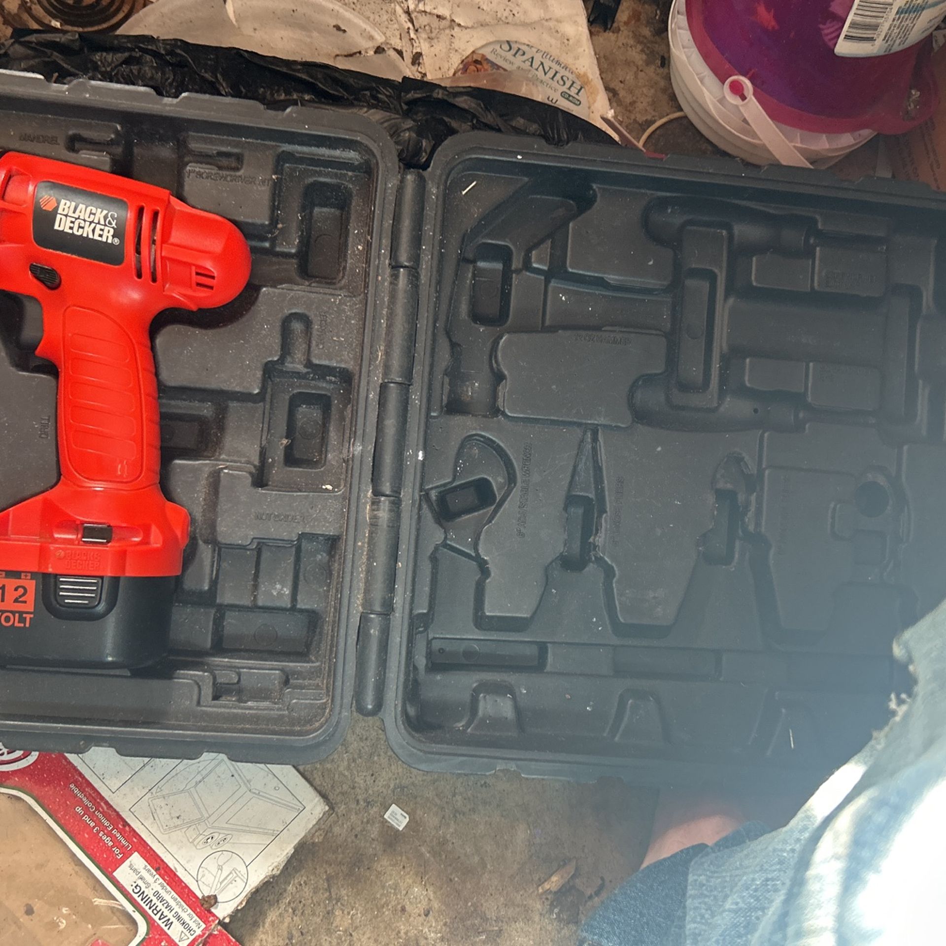 Black& Decker Drill