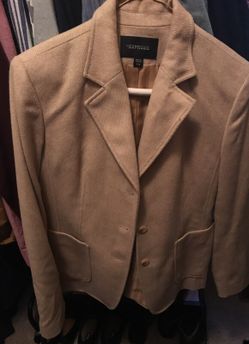 Express tan herringbone size 8 blazer