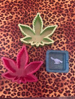 Epoxy ash trays/ trinket tray