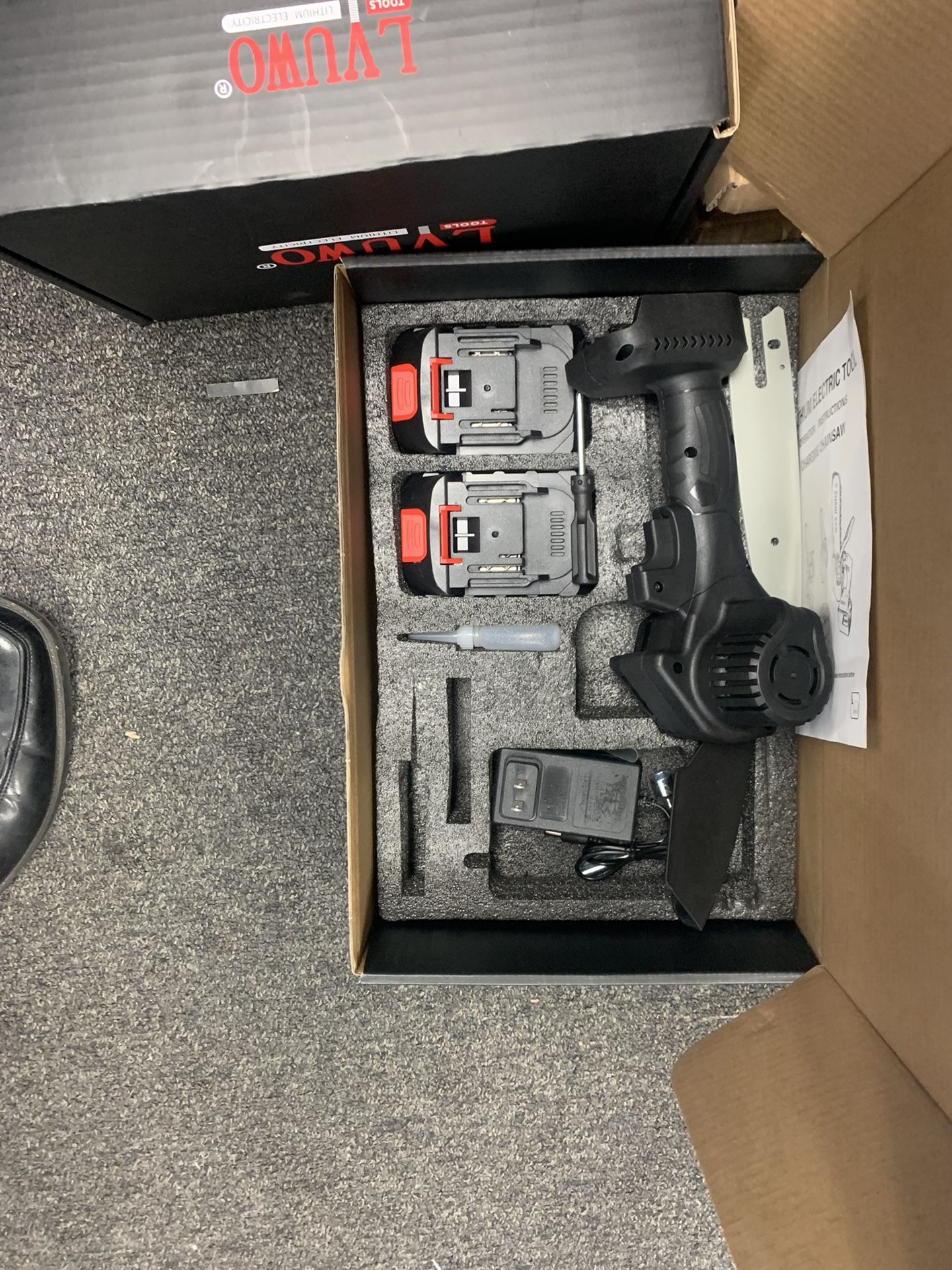 Mini Cordless Chain Saw